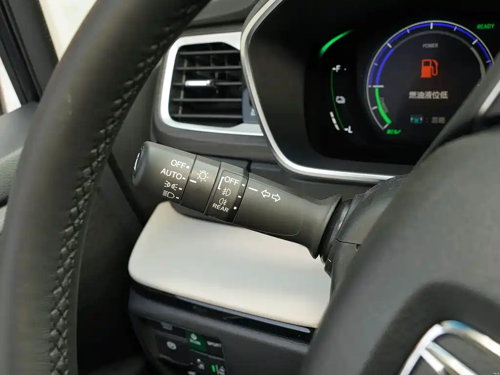 Honda Elysion — миниатюра 13