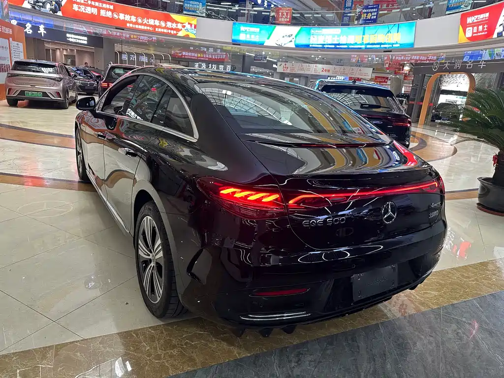 Mercedes-Benz EQE — миниатюра 10