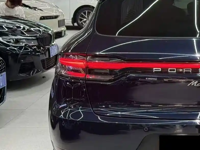 Porsche Macan — миниатюра 14