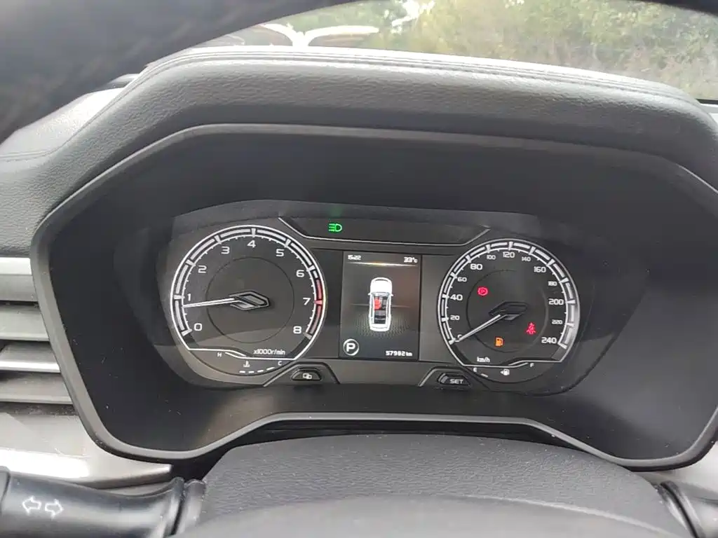 Geely Vision X6 — миниатюра 12