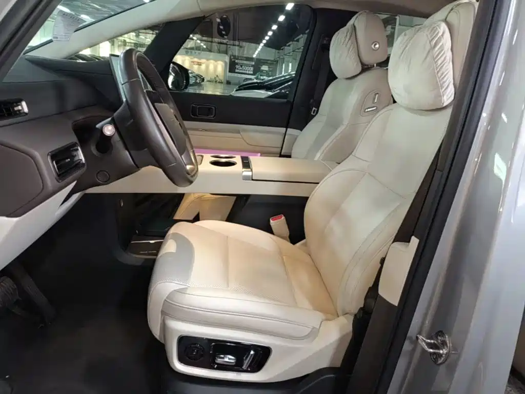 Li Auto Li MEGA — миниатюра 15