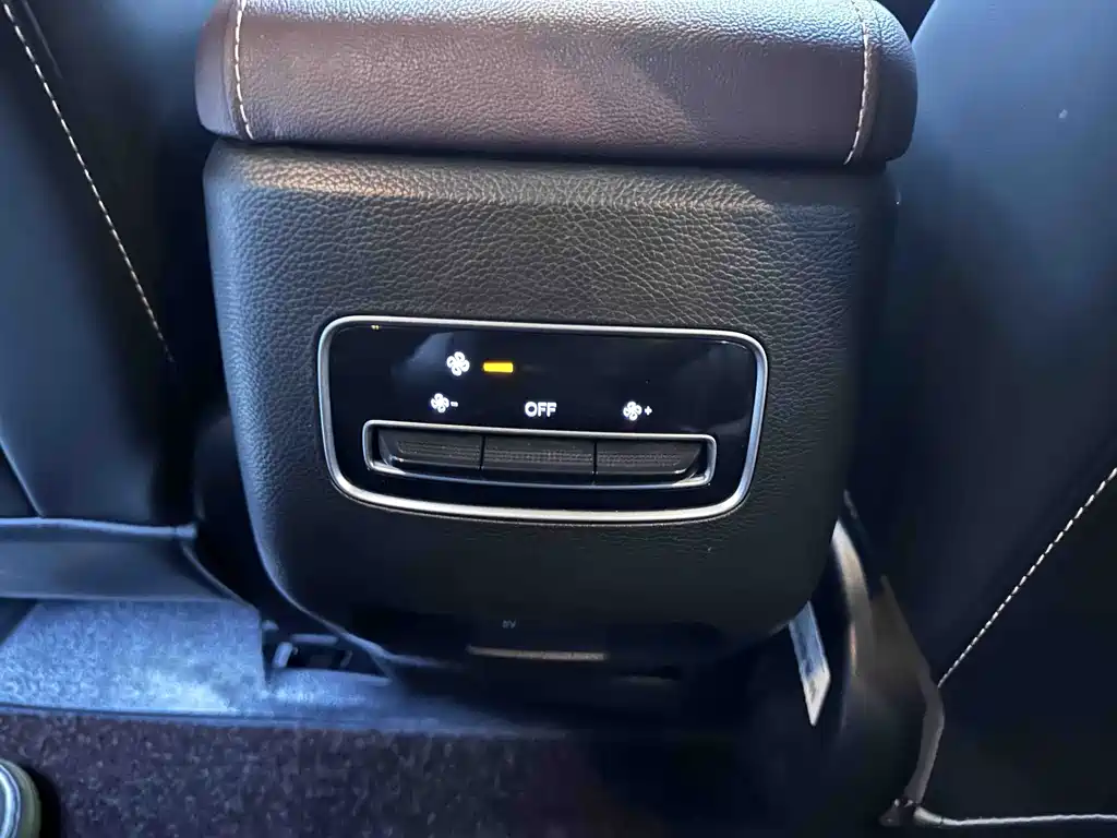 GAC Motor Trumpchi M6 — миниатюра 16
