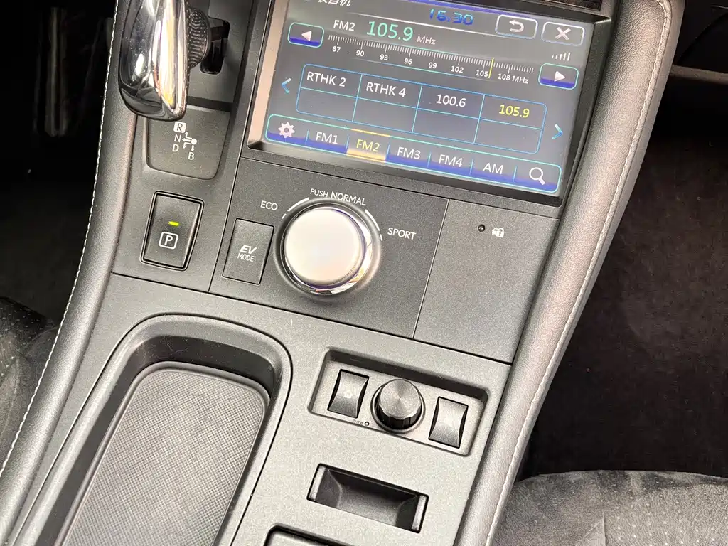 Lexus CT — миниатюра 13