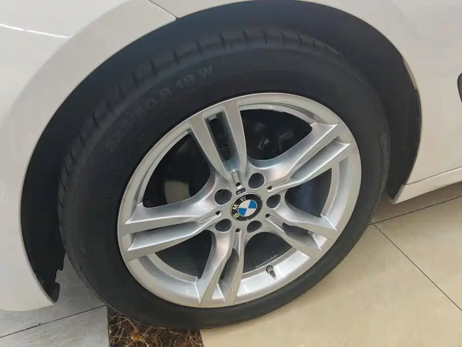 BMW 3 Series GT — миниатюра 6