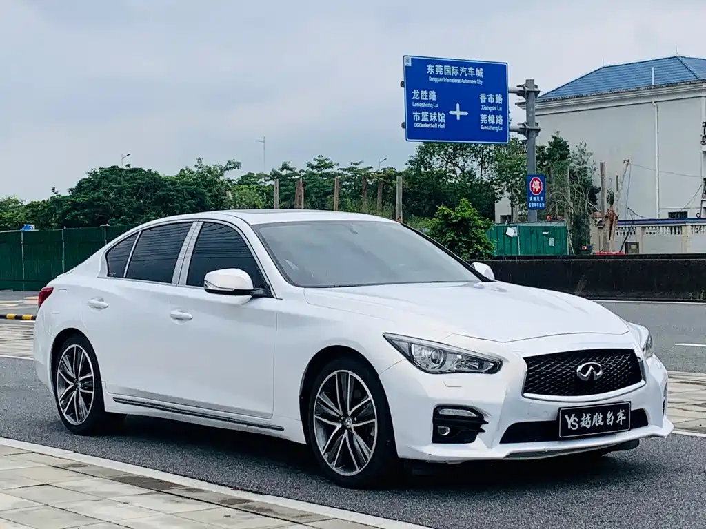 Infiniti Q50L — миниатюра 6