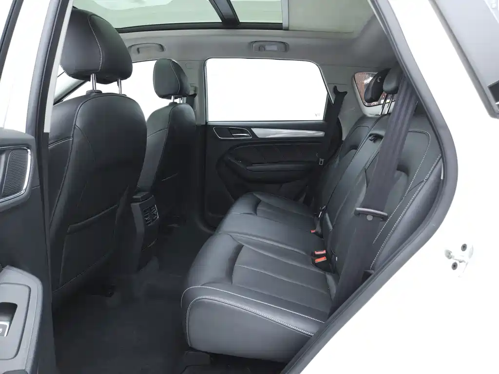 Roewe RX5 — миниатюра 8