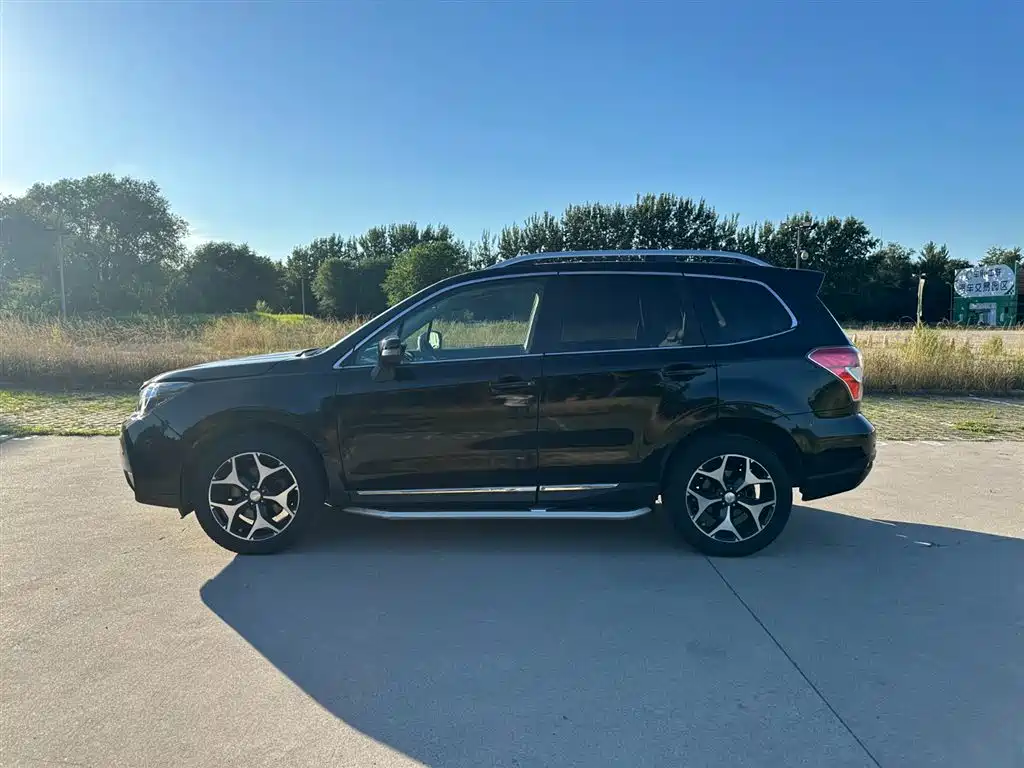 Subaru Forester 2013 2.0T AT Luxury