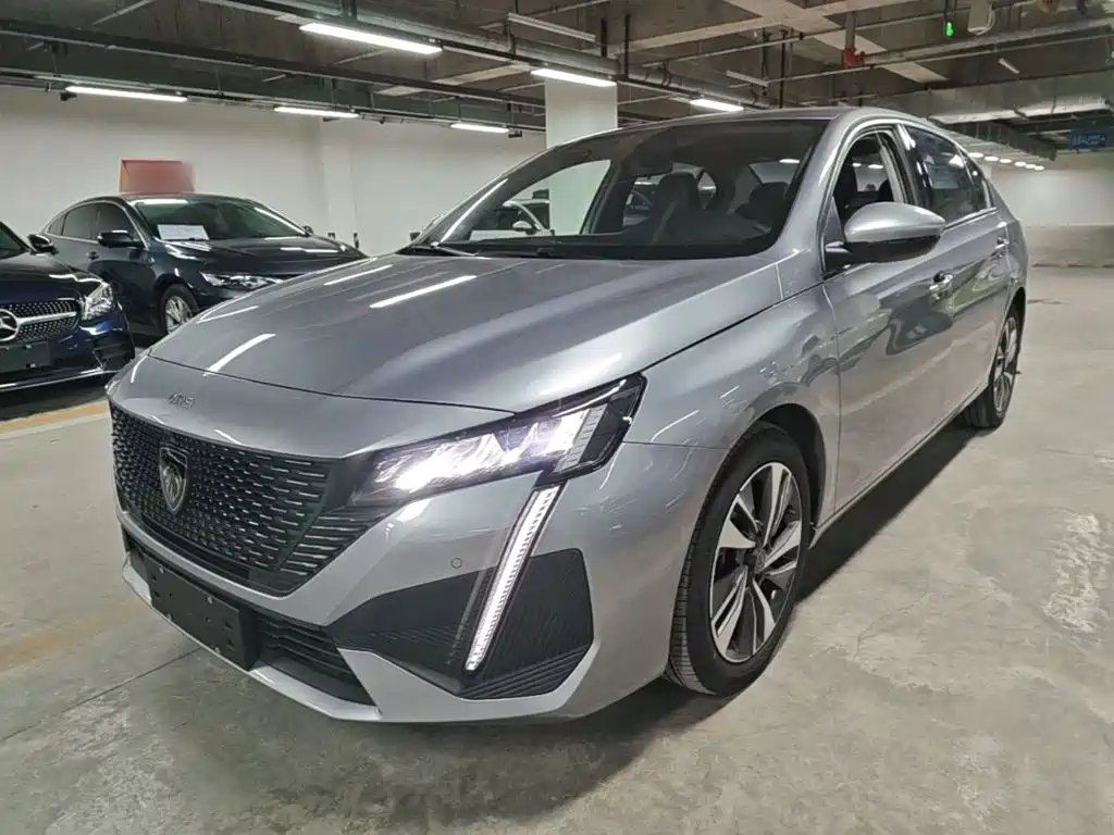 Peugeot 408 — миниатюра 2