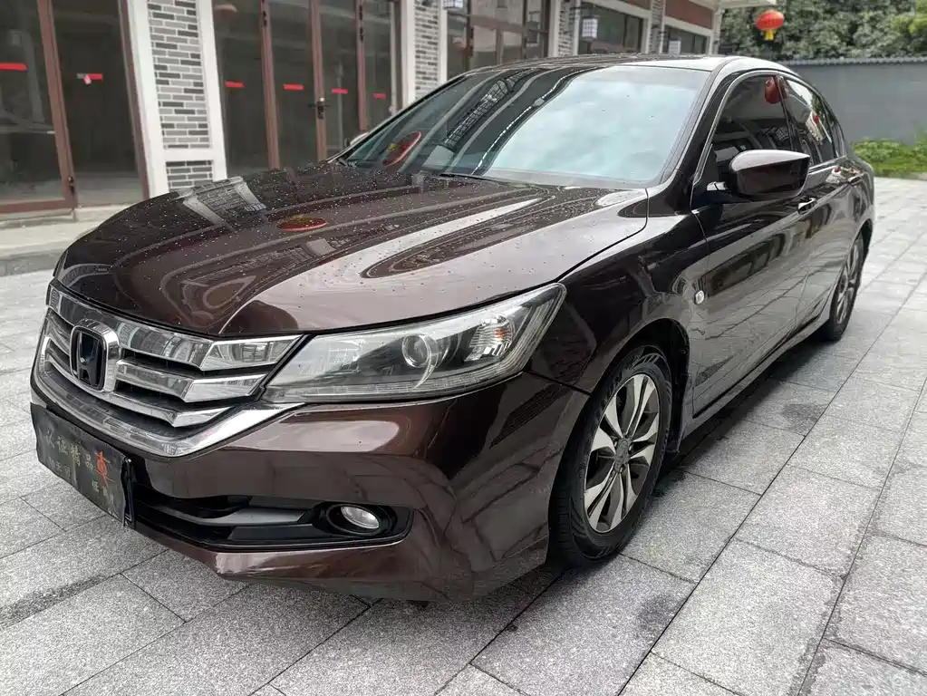 Купить Honda Accord