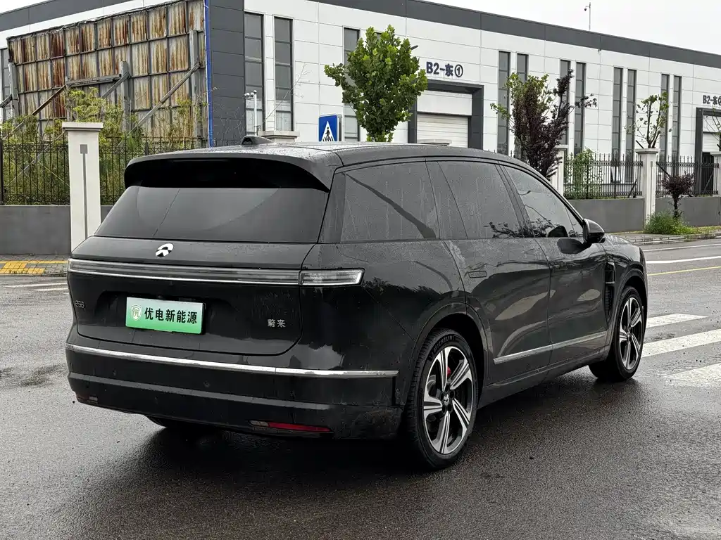 NIO ES8 2026 мест Executive Luxury