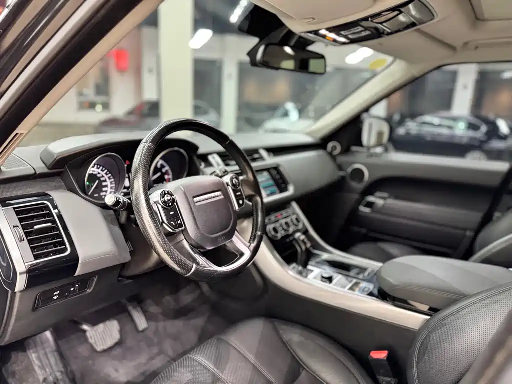 Land Rover Sport — миниатюра 8