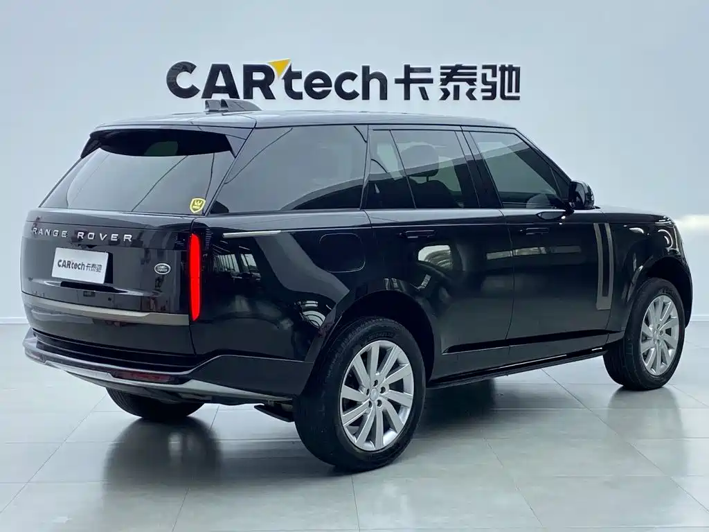 Land Rover Range Rover 2023 3.0 L6 360PS