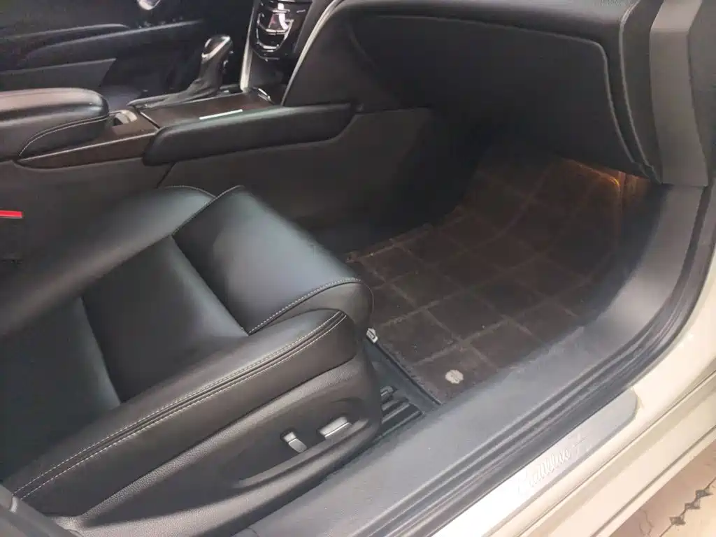 Cadillac XTS — миниатюра 4