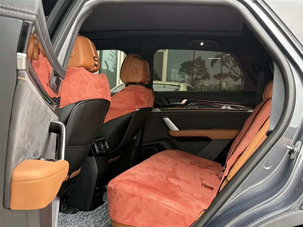 BYD Tang New Energy — миниатюра 7