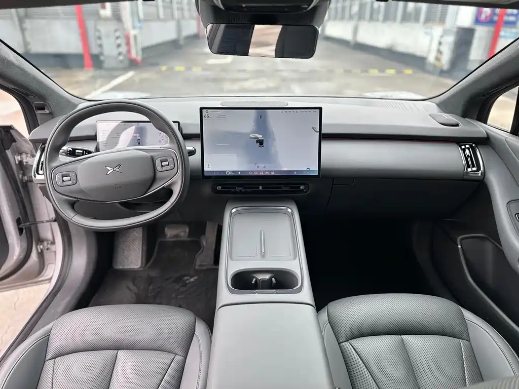 Xpeng P7 + 2025 Max Flagship