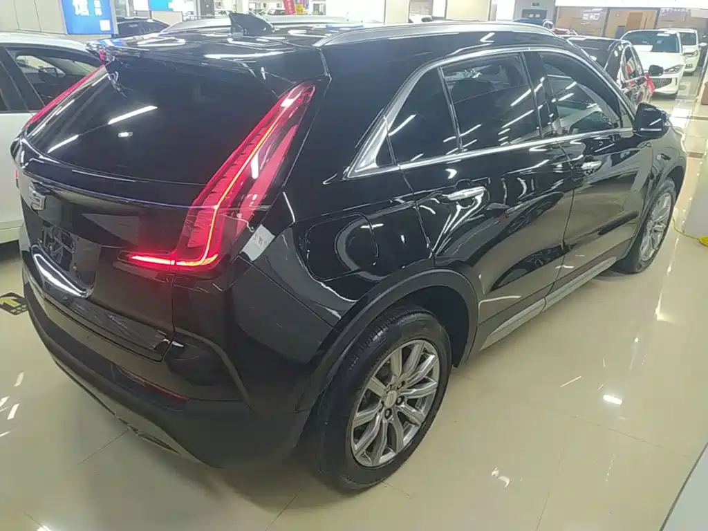 Cadillac XT4 — миниатюра 7
