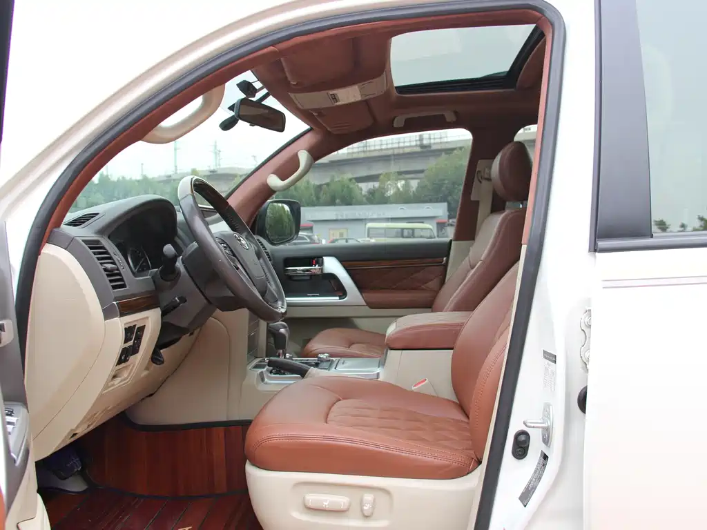 Toyota Land Cruiser — миниатюра 11