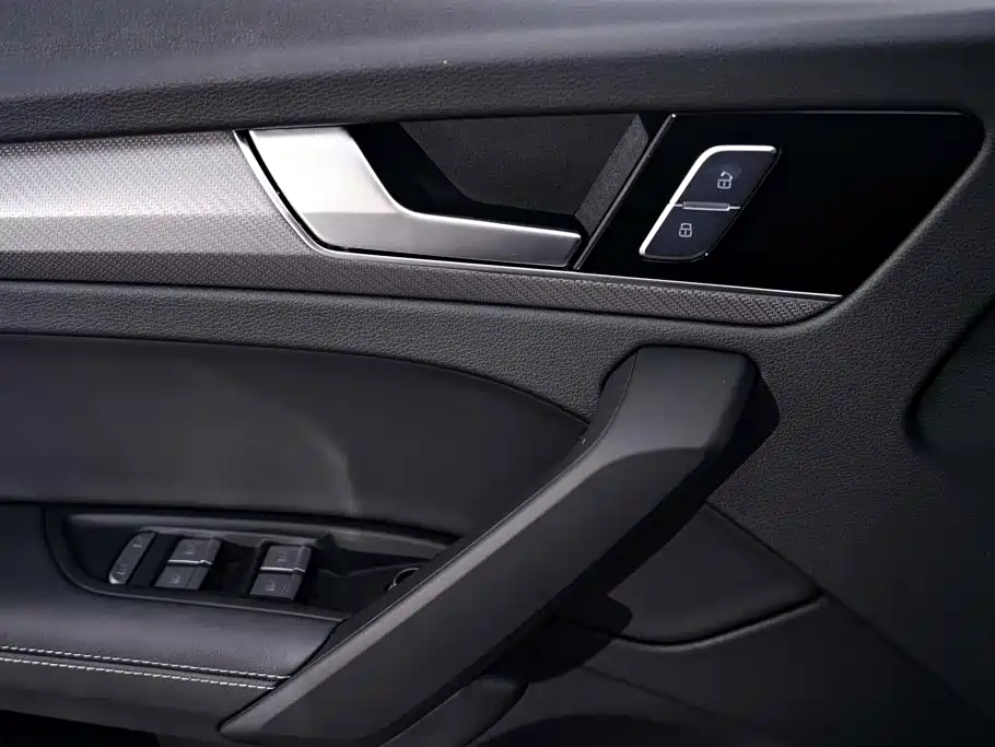 Audi Q5L — миниатюра 25