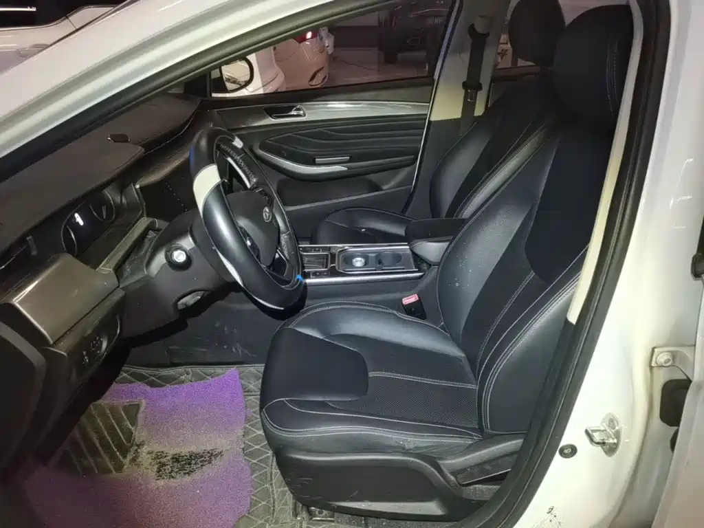 Chery Arrizo 5 — миниатюра 15
