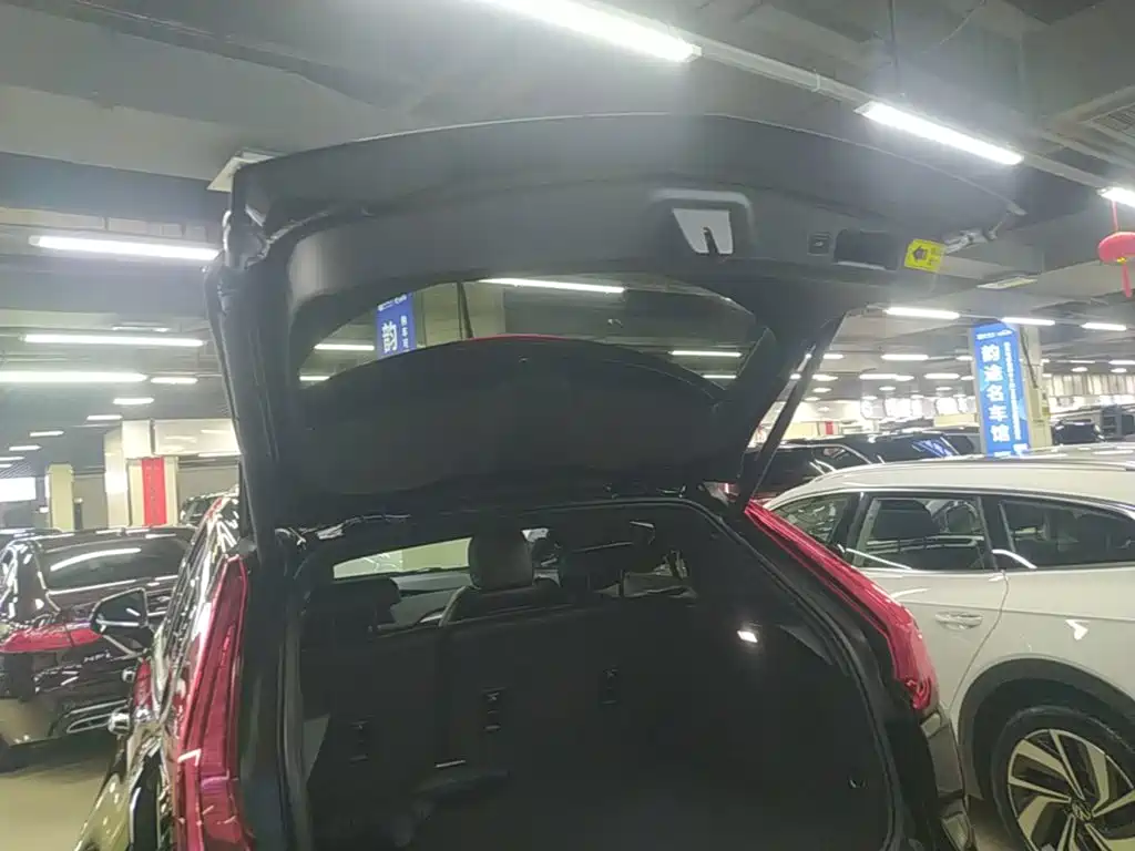 Cadillac XT4 — миниатюра 19