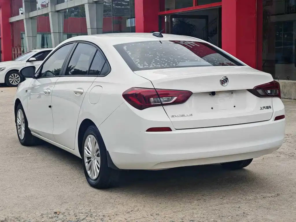 Buick Excelle — миниатюра 3