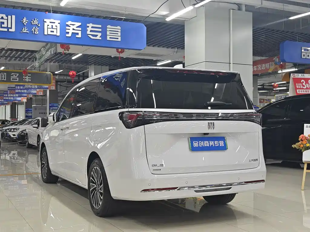 Buick GL8 2025 Premium