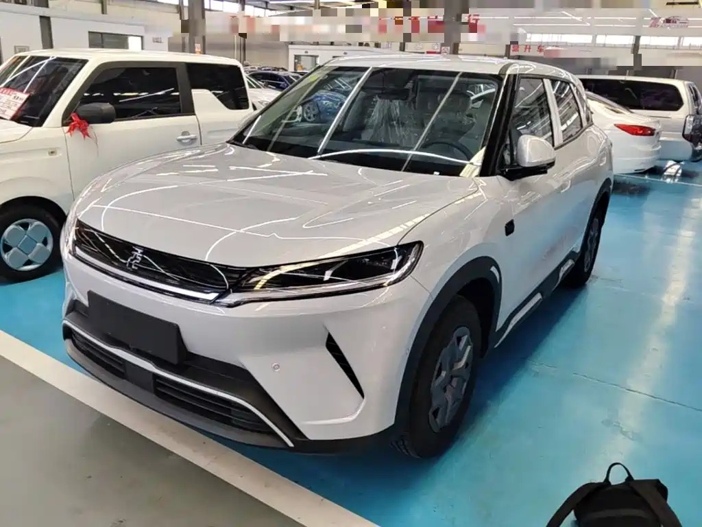 BYD Yuan UP — миниатюра 2