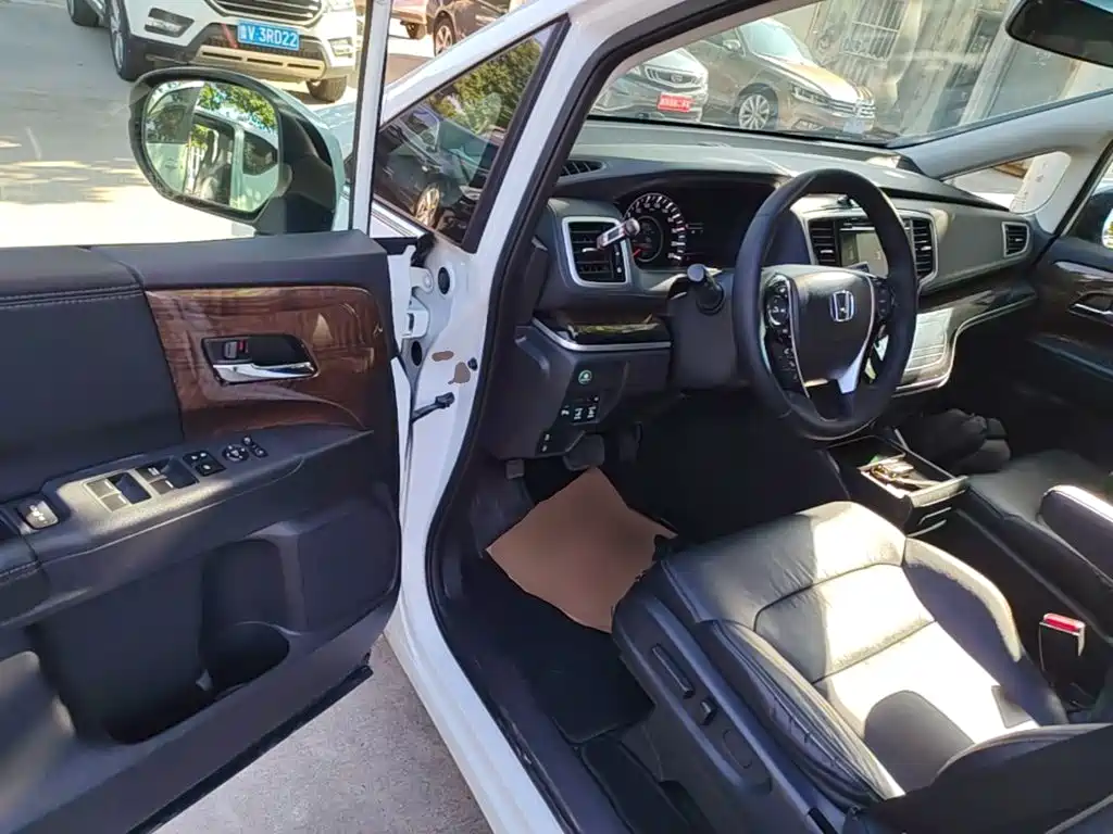 Honda Odyssey — миниатюра 16
