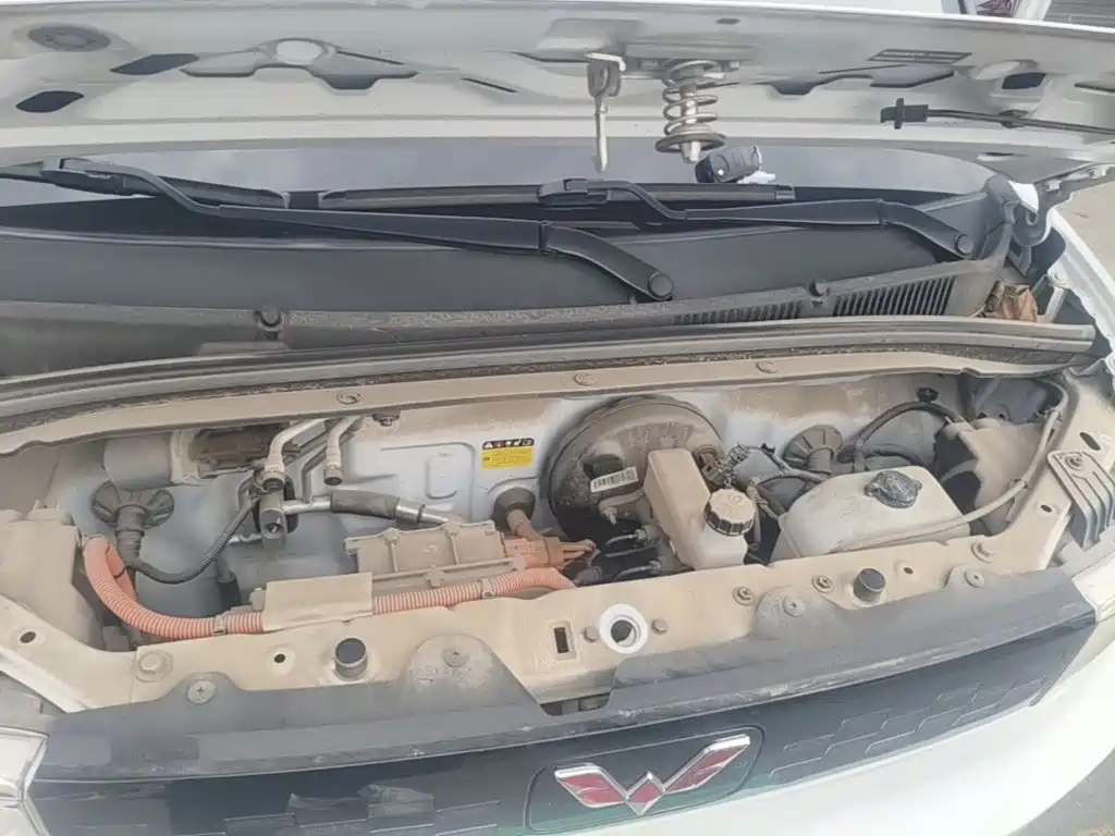 Wuling MINIEV — миниатюра 20