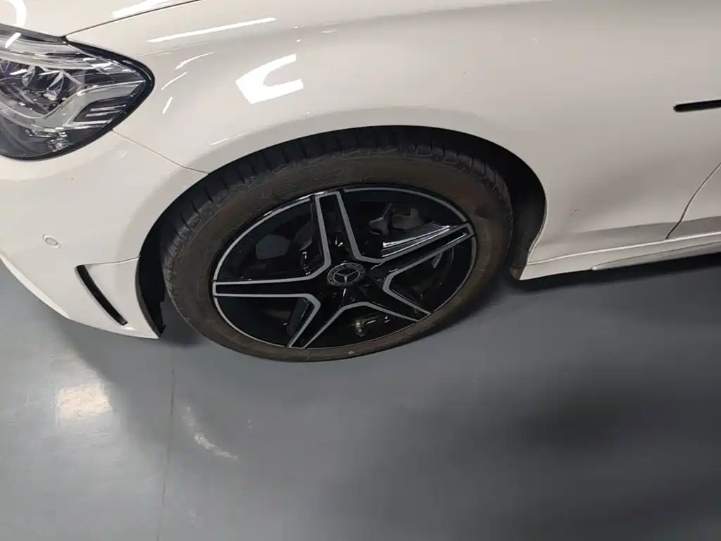 Mercedes-Benz C-Class — миниатюра 23