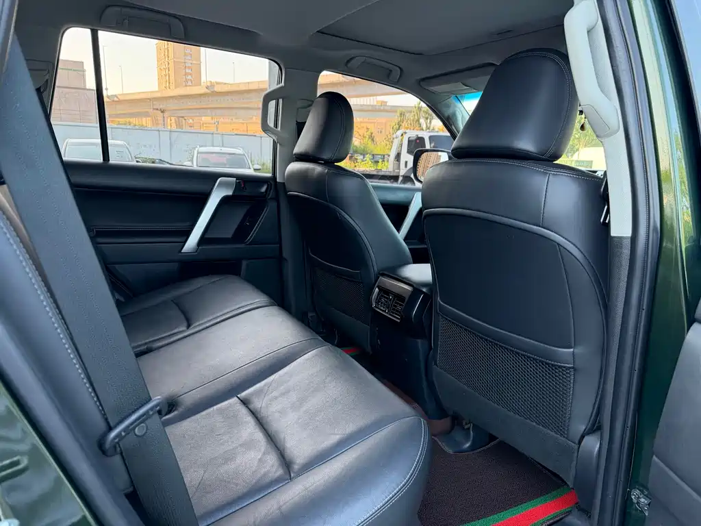 Toyota Prado — миниатюра 7
