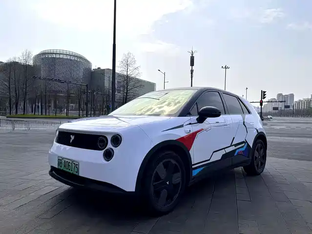 FIREFLY FIREFLY  2025