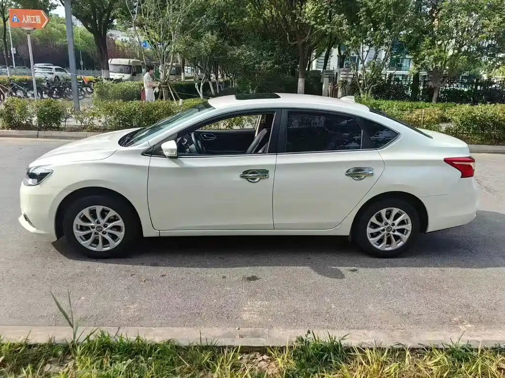 Nissan Sylphy — миниатюра 4