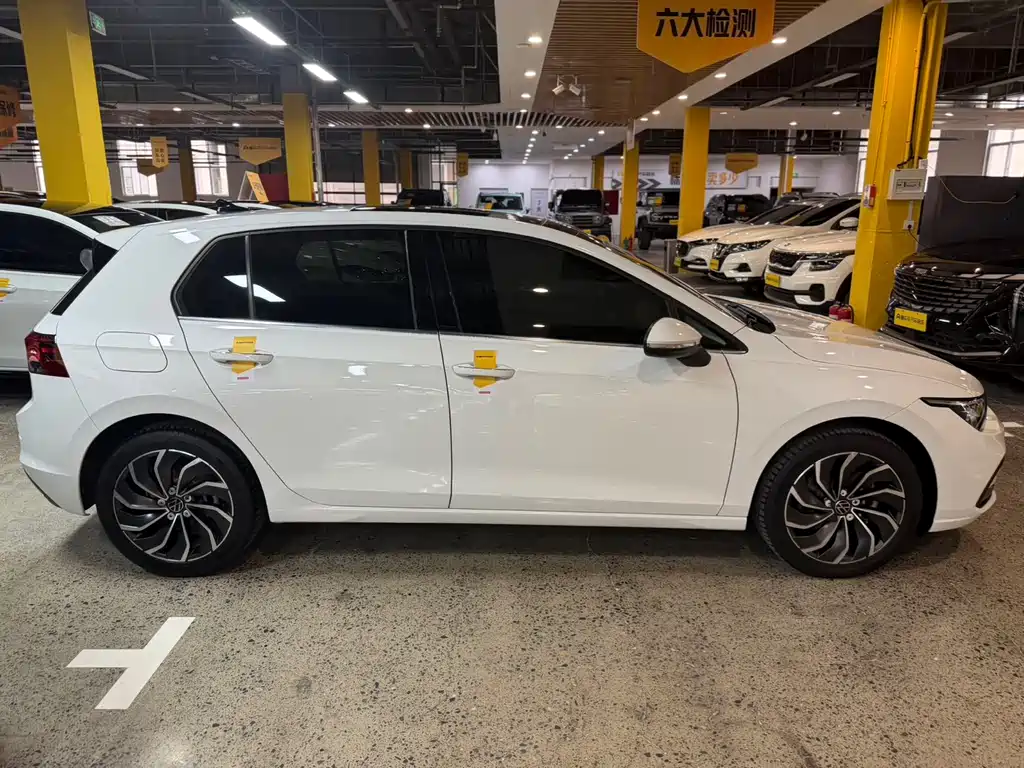 Volkswagen Golf 2023 280TSI DSG Pro