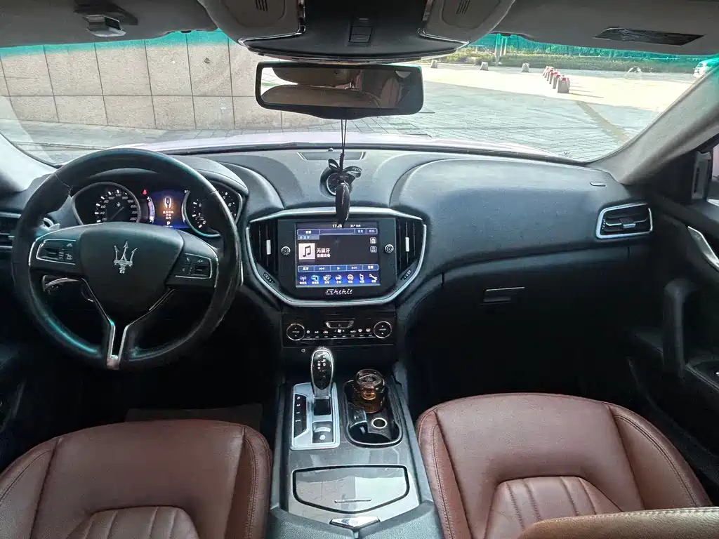 Maserati Ghibli — миниатюра 13