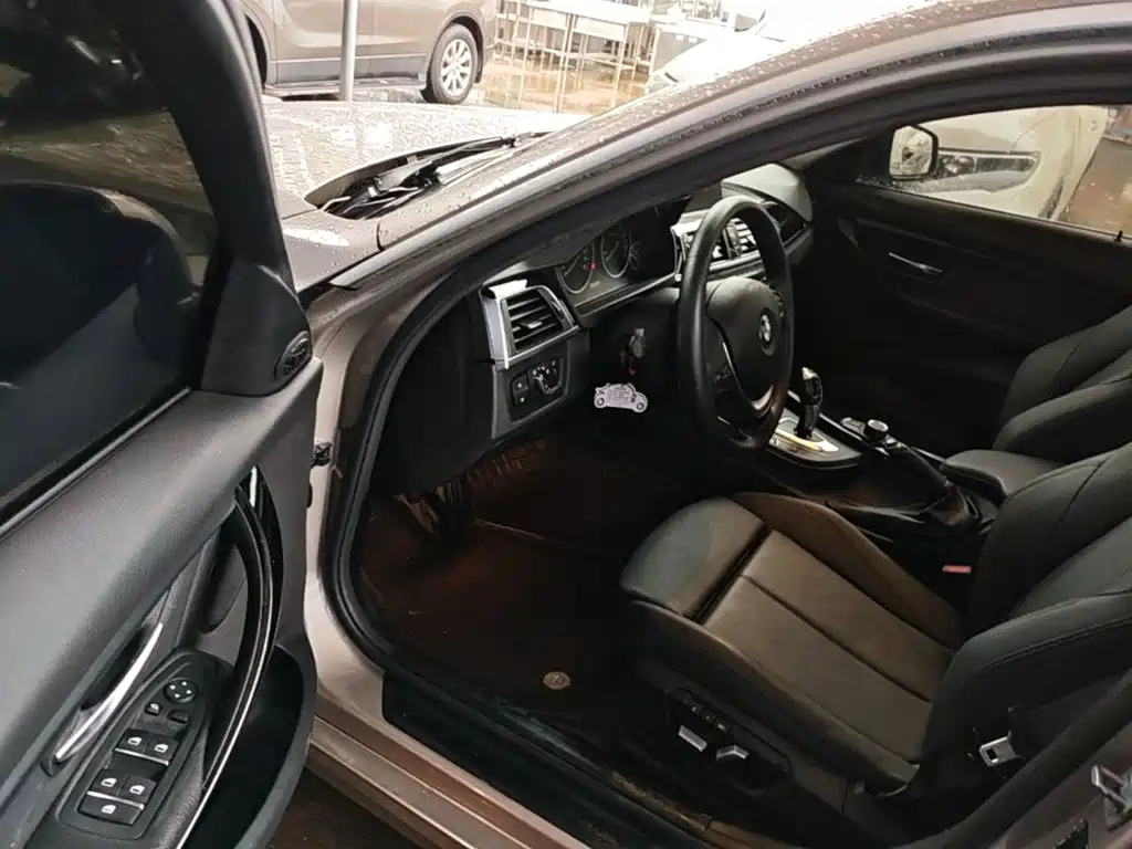 BMW 3 Series — миниатюра 16