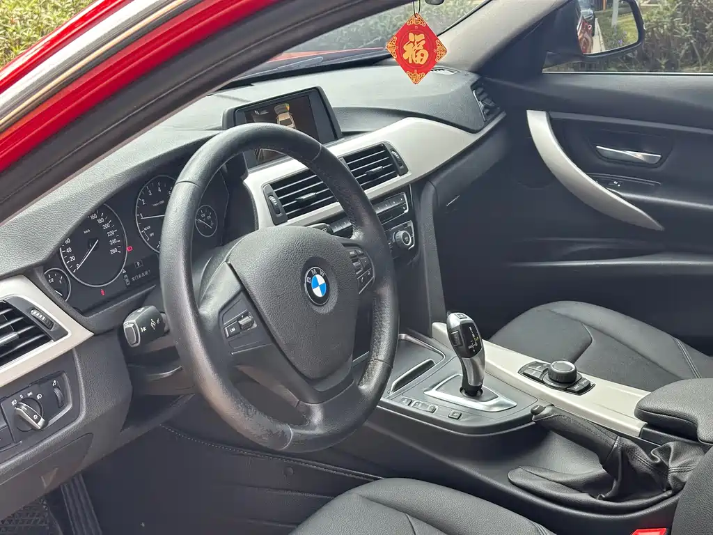 BMW 3 Series — миниатюра 9