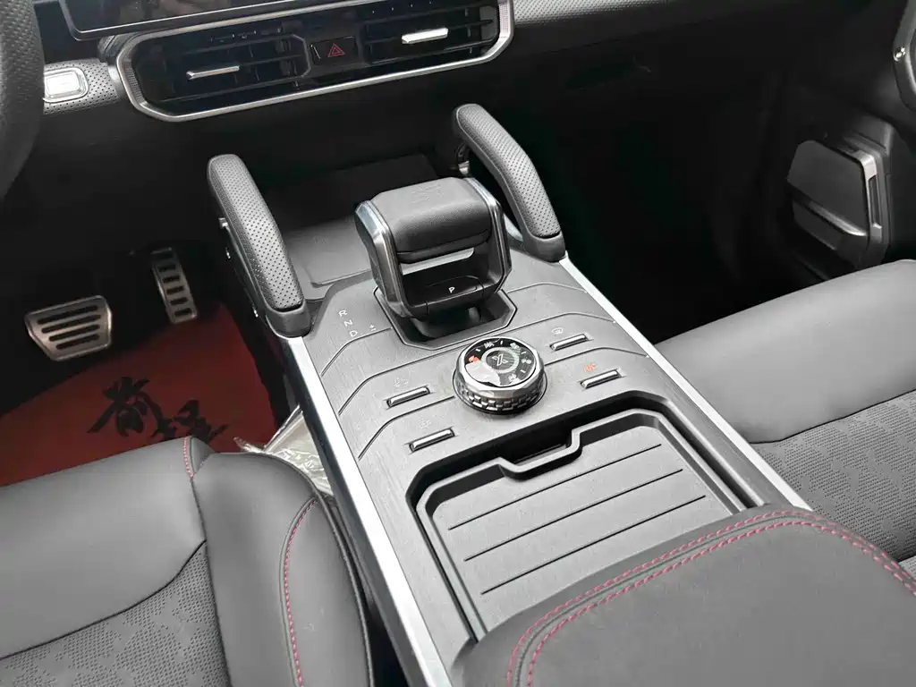 Jetour Traveller — миниатюра 10