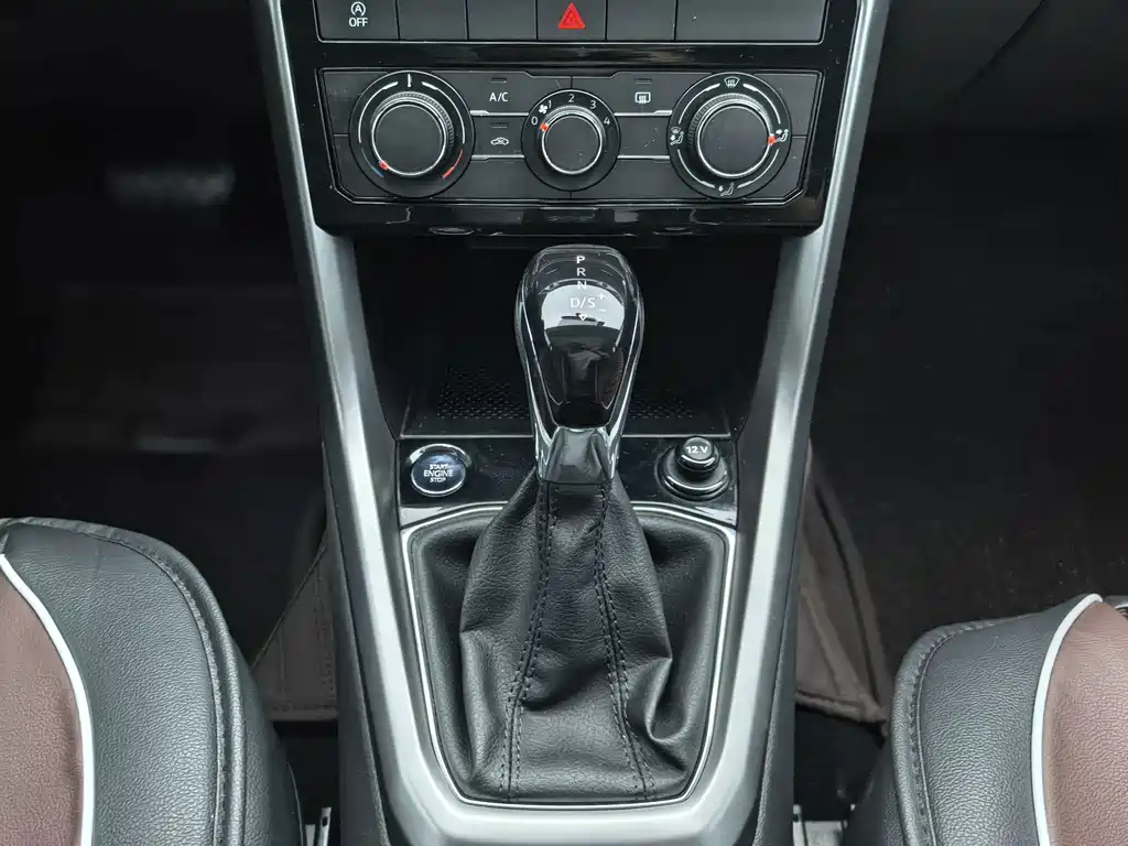 Volkswagen T-Cross — миниатюра 11