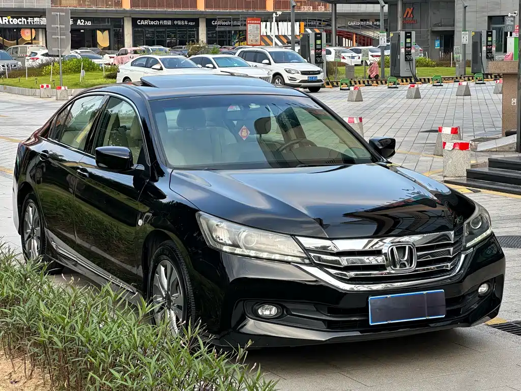 Honda Accord — миниатюра 3