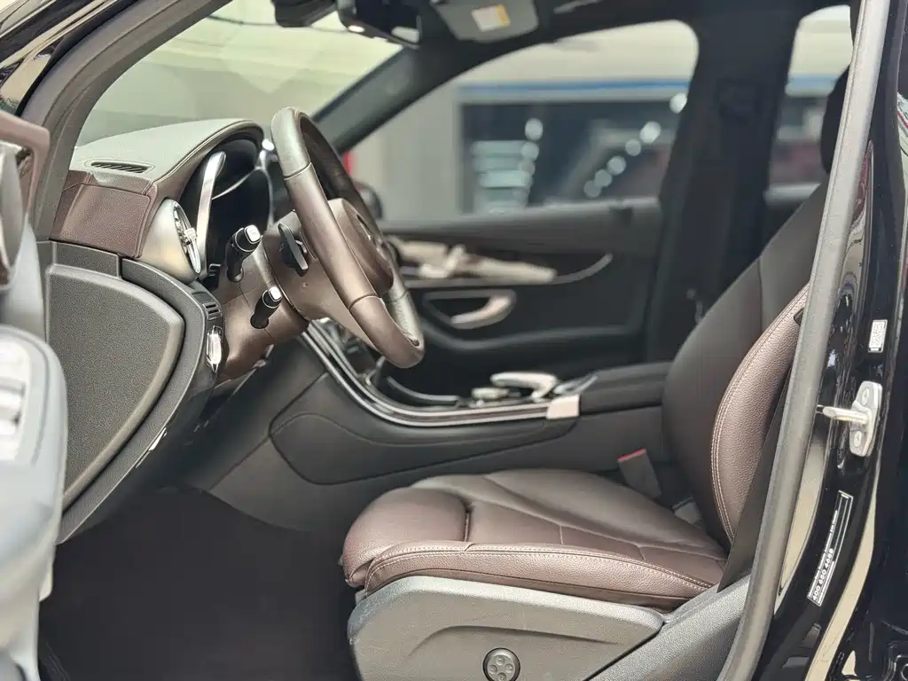 Mercedes-Benz GLC — миниатюра 4