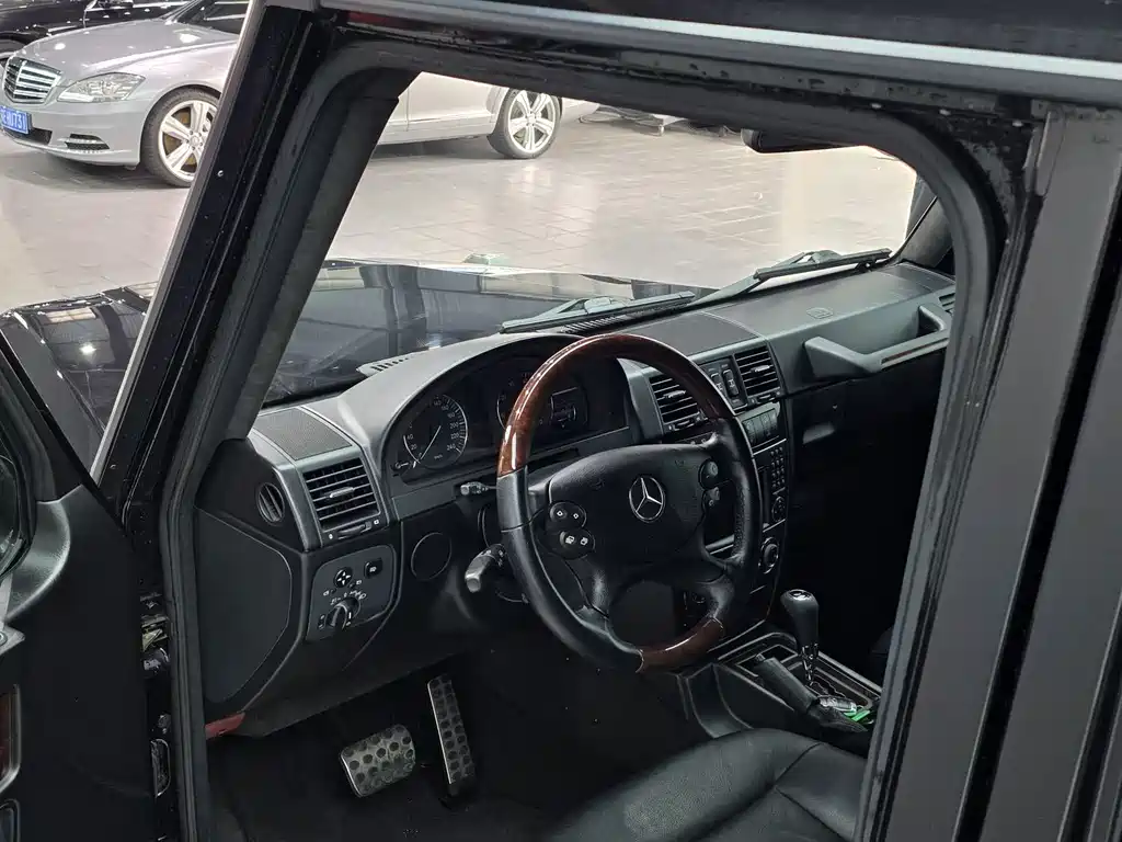 Mercedes-Benz G-Class — миниатюра 8