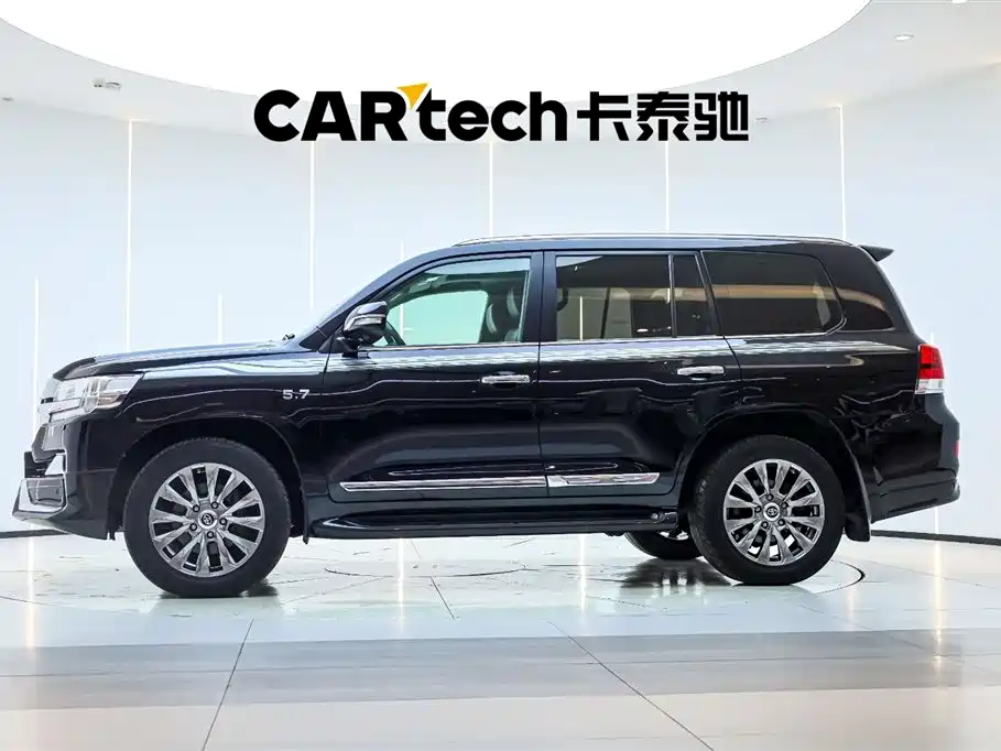 Toyota Land Cruiser 2018 5.7L