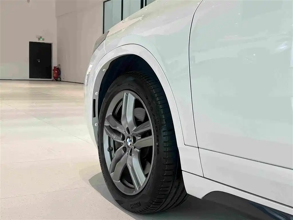 BMW X2 — миниатюра 13