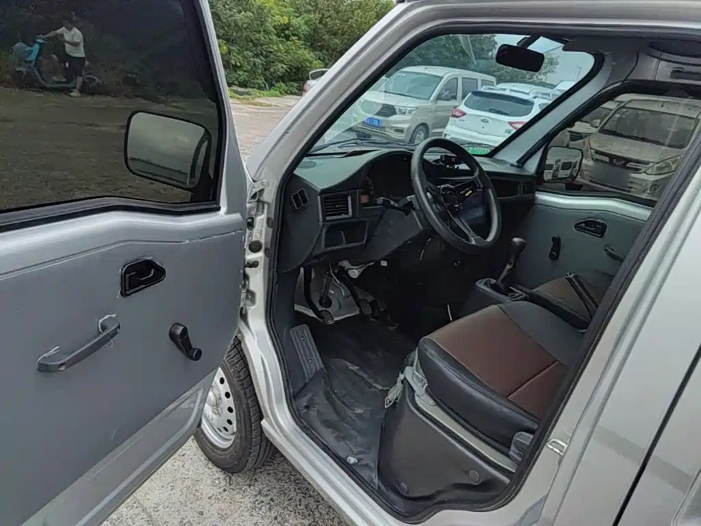 Wuling Zhiguang — миниатюра 16