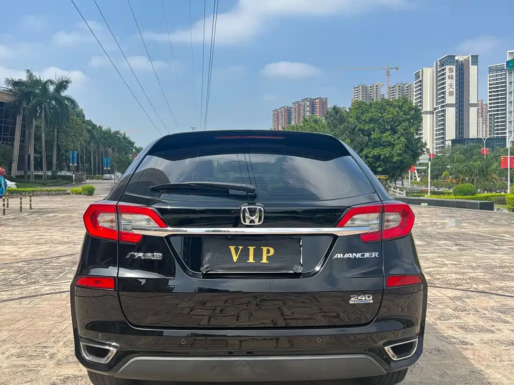 Honda Avancier — миниатюра 13