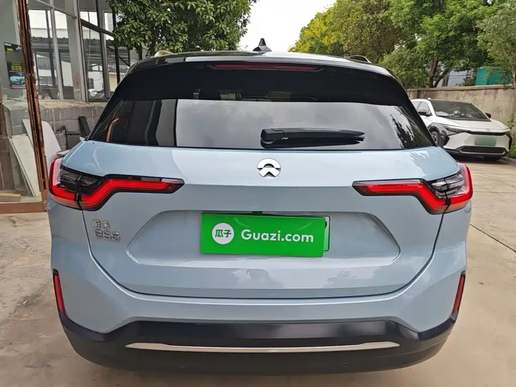 NIO ES6 — миниатюра 6
