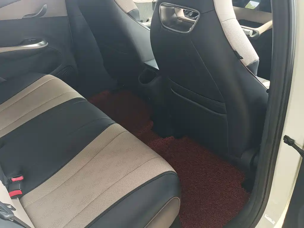 BYD Dolphin — миниатюра 7