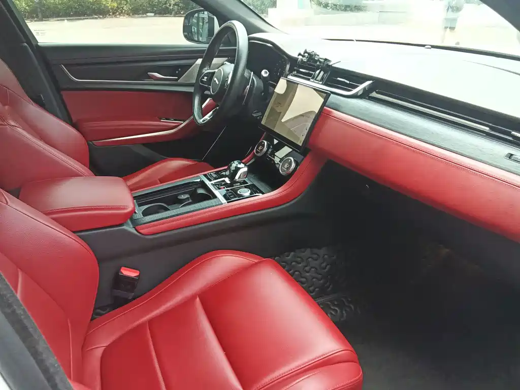 Jaguar XFL — миниатюра 16
