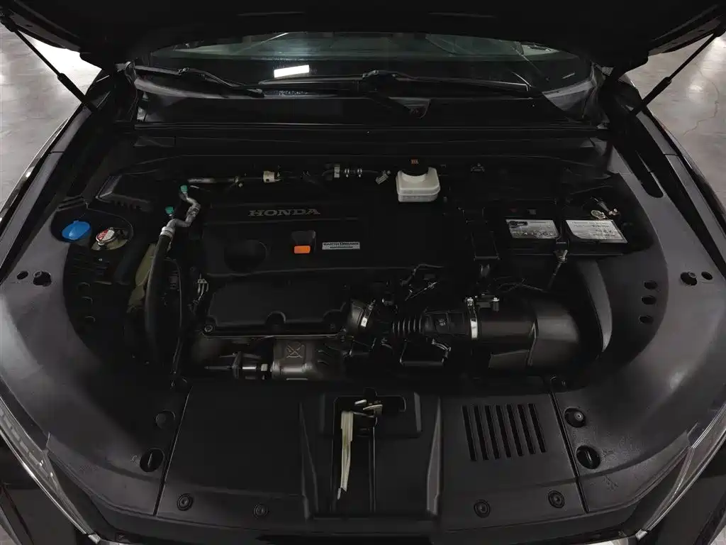 Honda UR-V 2020 370TURBO